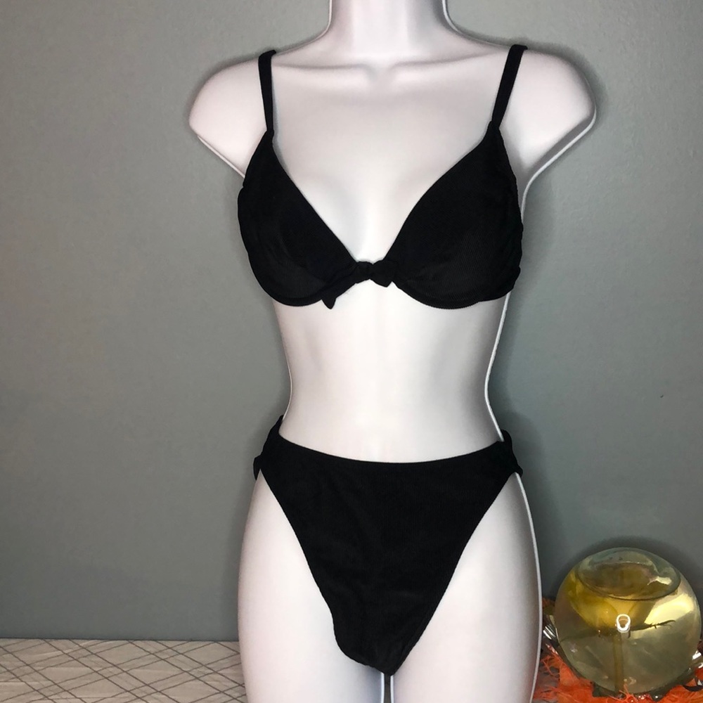 Christina bikini set size 9/10